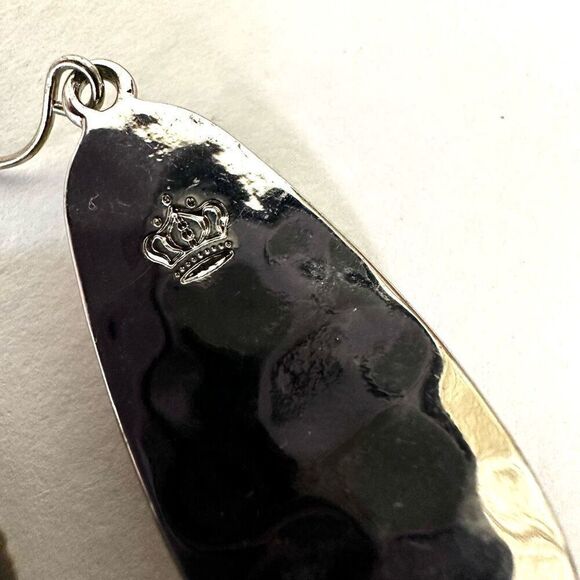 Premier Designs mother of pearl Flaunt earrings - Picture 7 of 10